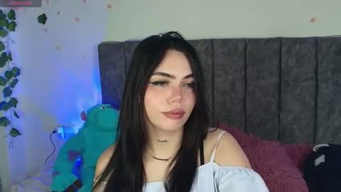 Andra de la Rosse online show from June 27, 5:41 pm