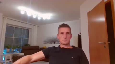 Name online show from October 10, 6:41 am