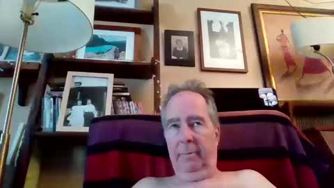 Snapshot of andre6045 chatting on October 19, 6:45 pm andre6045 online show from October 19, 6:45 pm