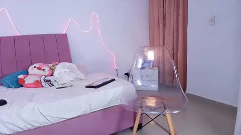 andre_lezcano online show from January 12, 10:06 pm