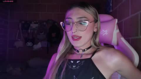 Andrea  online show from June 11, 12:54 am