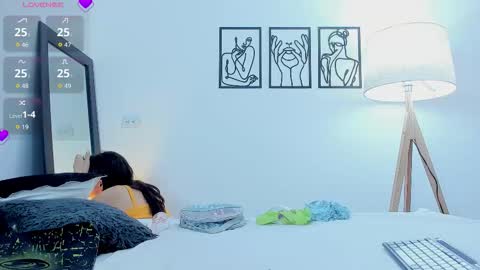 Andrea Cherry online show from February 18, 3:56 pm