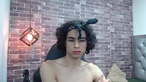 andrea_ocasio online show from February 17, 3:55 pm