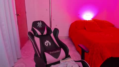 ig  online show from February 1, 6:32 am