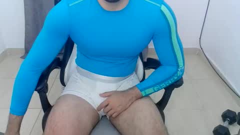 Snapshot of andres180950734 chatting on October 4, 11:19 am andres180950734 online show from October 4, 11:19 am