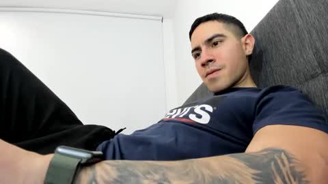 Snapshot of andresjuan92 chatting on September 19, 3:10 am onlyfanscallmegotter online show from September 19, 3:10 am