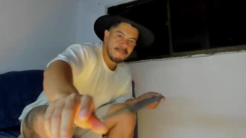 Andres online show from March 26, 8:30 am