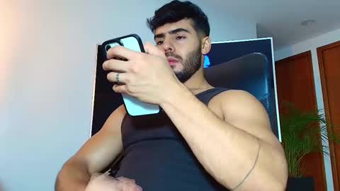 ANDREW WEST online show from March 11, 4:51 am