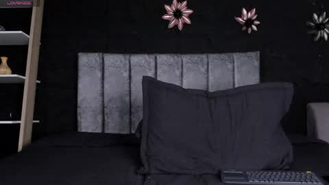 Andrew and Lizzy online show from April 19, 5:19 am