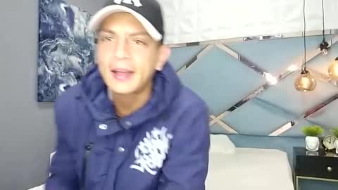 andrew online show from January 9, 12:30 pm