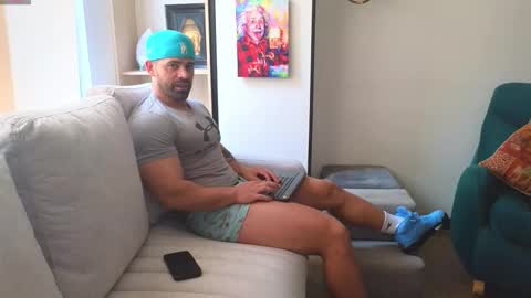 Andrew online show from January 8, 2:01 pm