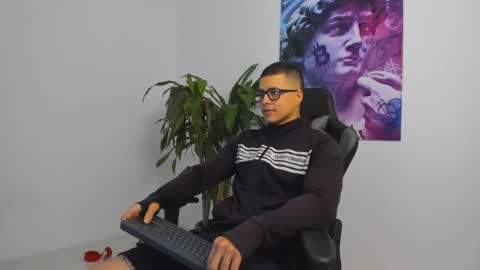 andrewmaterazzi online show from February 17, 12:54 am