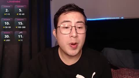 andrewmhilton_ online show from January 16, 6:22 am