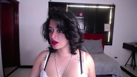 andy_eagleton_20 online show from October 13, 7:27 pm