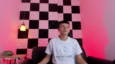 Snapshot of andyfame11 chatting on September 29, 7:13 pm andyfame11 online show from September 29, 7:13 pm