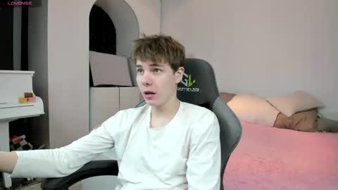 Mandy and Andy online show from November 30, 7:54 pm