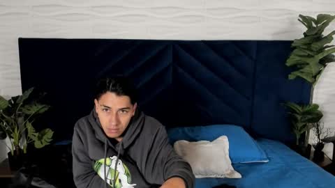 Andy Joy  online show from November 7, 11:56 am