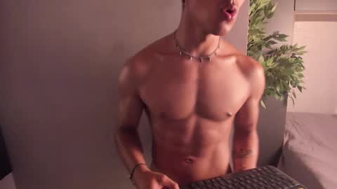 Snapshot of andyjoy_ chatting on February 20, 4:47 pm Andy Joy online show from February 20, 4:47 pm