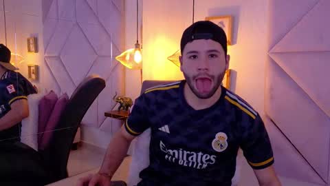 Andy online show from March 3, 8:49 pm