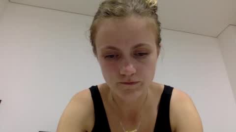 andyzuzka online show from September 17, 12:25 am