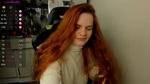 Snapshot of angel7you chatting on December 4, 10:02 pm Eva online show from December 4, 10:02 pm