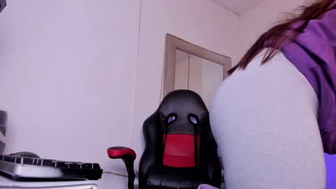 Snapshot of angel_hardy_dl chatting on September 10, 10:49 am angel hardy online show from September 10, 10:49 am