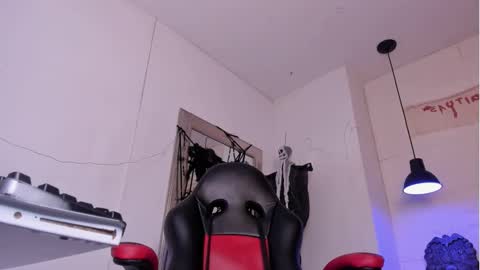 Snapshot of angel_hardy_dl chatting on October 10, 12:00 pm angel hardy online show from October 10, 12:00 pm