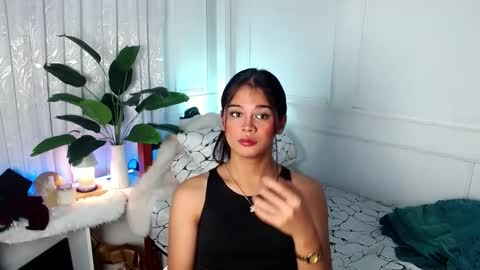 angela online show from January 30, 7:26 pm