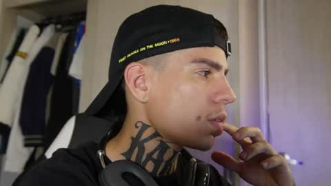 angel_luna0 online show from June 15, 8:06 am