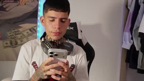 angel_luna0 online show from June 17, 8:19 am