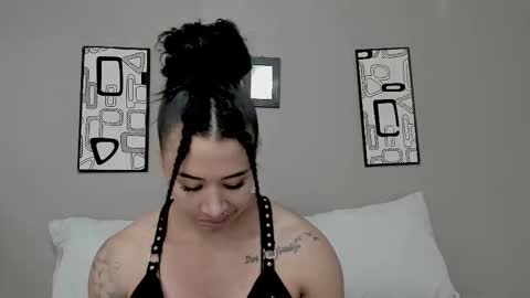 Angel online show from January 12, 6:15 pm