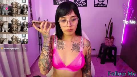 Angela online show from March 11, 3:25 am