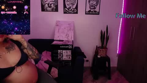 Angela online show from March 4, 10:51 pm