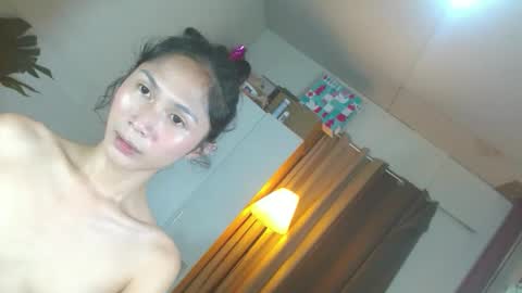 angela online show from May 18, 9:54 pm