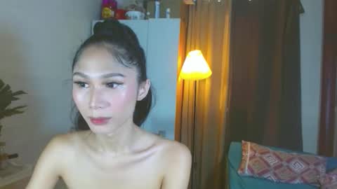 angela online show from April 13, 12:26 am