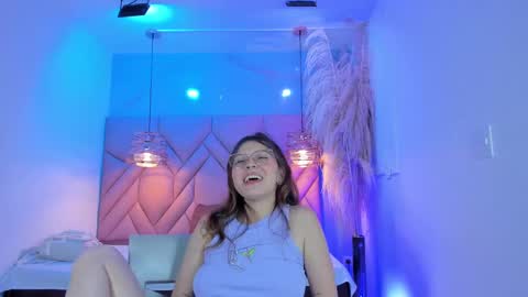 ANGELA online show from February 26, 3:21 pm