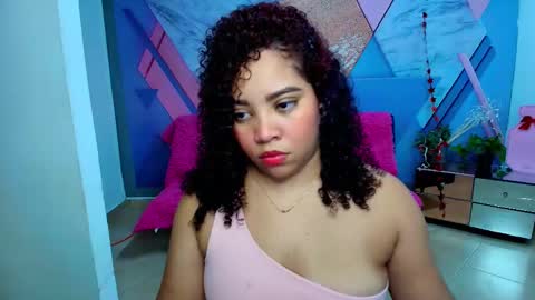 Snapshot of angelacoffee chatting on February 16, 3:58 am Angela online show from February 16, 3:58 am