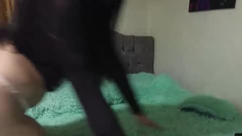 angelacute19 online show from April 3, 10:39 pm