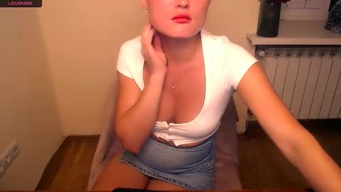 Alice online show from September 18, 11:03 am