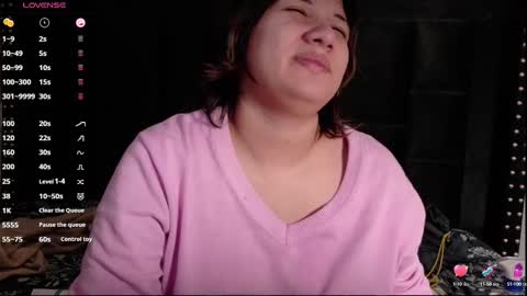Snapshot of angelarumiee chatting on September 19, 3:54 am Angela online show from September 19, 3:54 am