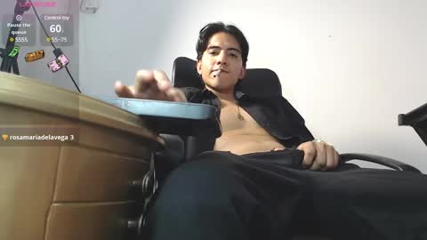 Snapshot of angelbianchi chatting on December 28, 9:51 pm Angel Bianchi online show from December 28, 9:51 pm