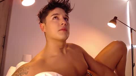 Angel online show from September 28, 9:57 pm