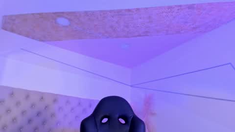 Angel Doll online show from April 18, 6:48 am