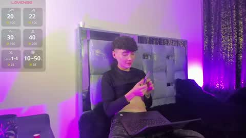 Foxxx Angel online show from August 8, 4:22 am
