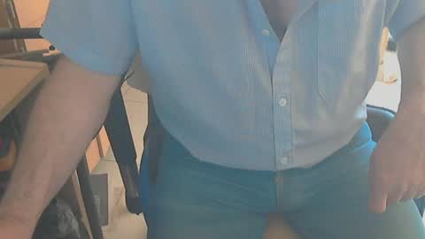 Snapshot of angelgarcia269 chatting on January 5, 11:37 am angelgarcia269 online show from January 5, 11:37 am