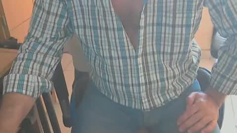 Snapshot of angelgarcia269 chatting on March 10, 11:12 am angelgarcia269 online show from March 10, 11:12 am