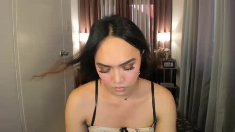 SweetAngelica online show from November 11, 8:05 am