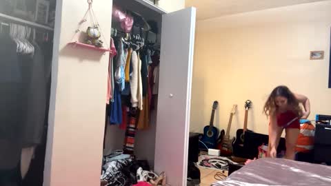 AngelicaSnow AngelParis online show from February 4, 3:44 am