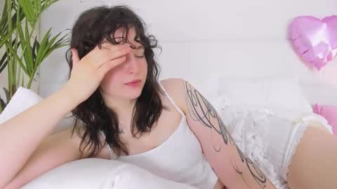 Angelic online show from March 1, 2:49 am