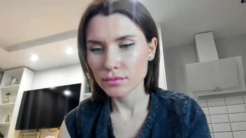 Arina Catwoman online show from February 1, 8:37 pm